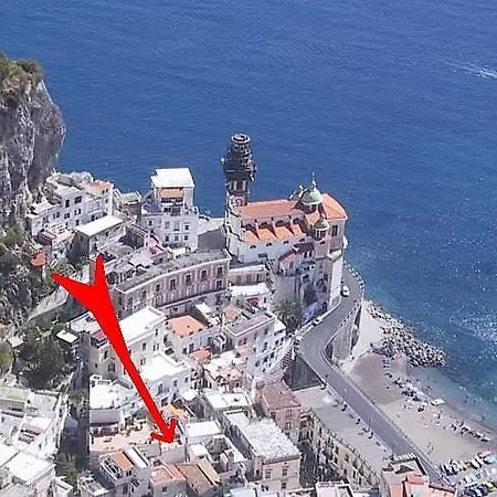 Sleeps 4 * Atrani