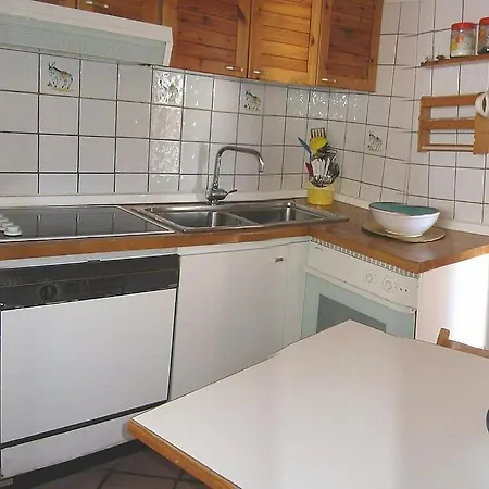 Sleeps 4